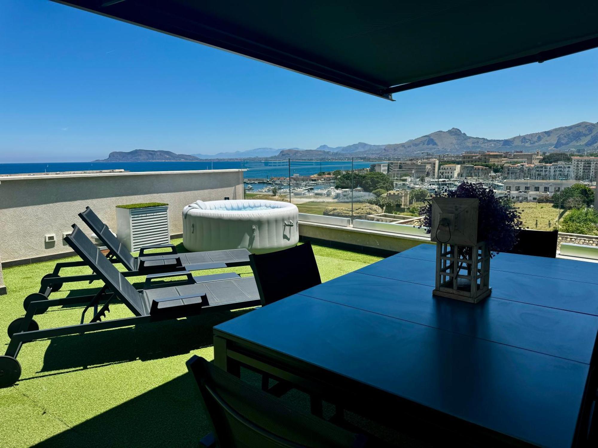 Marina Rooftop View Palermo