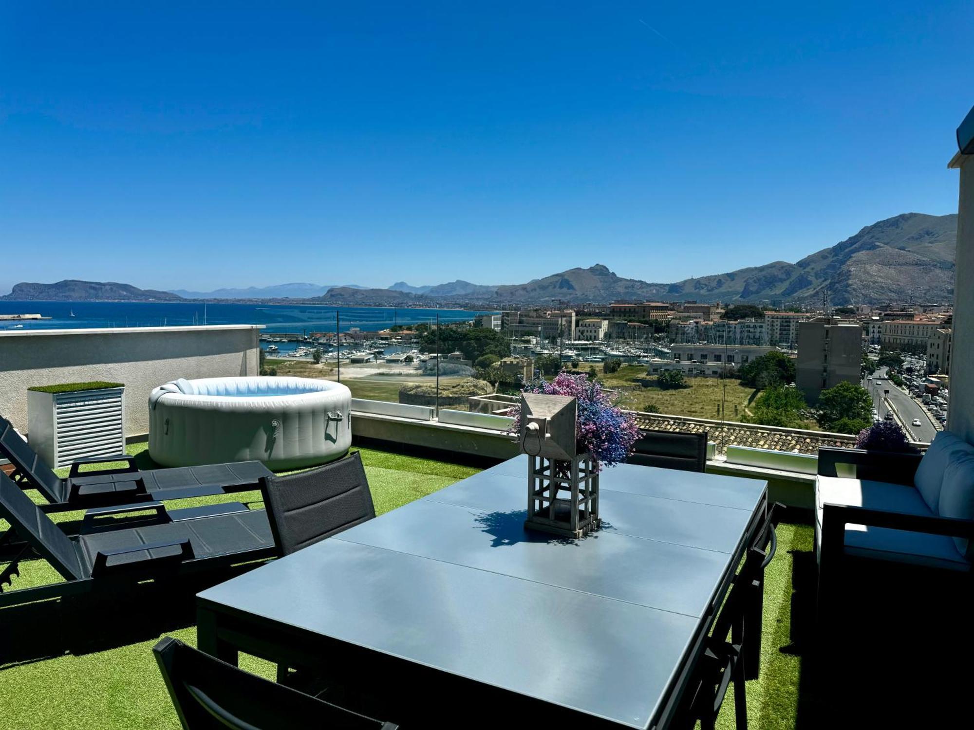 Apartment Marina Rooftop View *